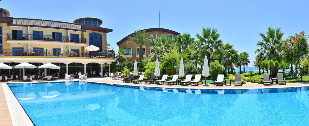 קונאקלי Villa Augusto Boutique Hotel & Spa מראה חיצוני תמונה